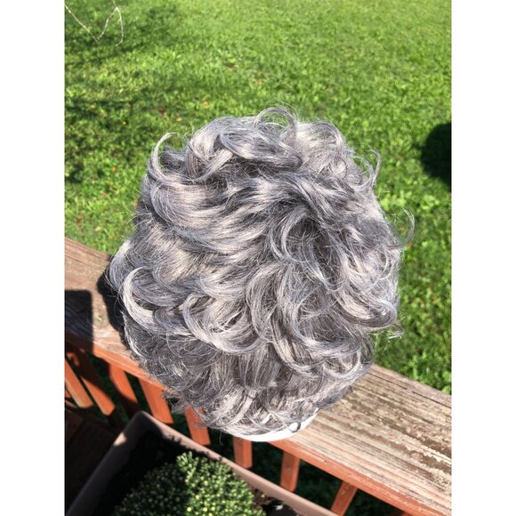 Wig Short Curly Gray With Bangs Silver Layered Hair Wavy Grey Womens - Picture 11 of 13